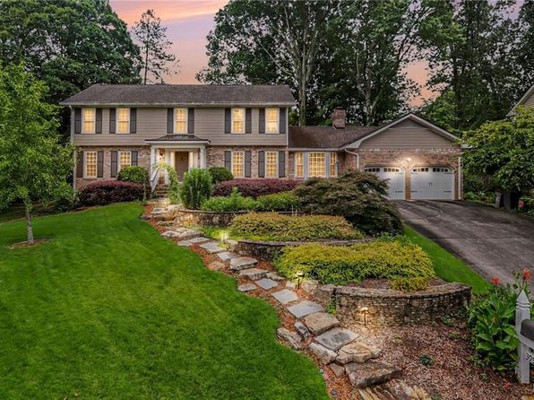 3993 Northlake Creek Dr, Tucker, GA