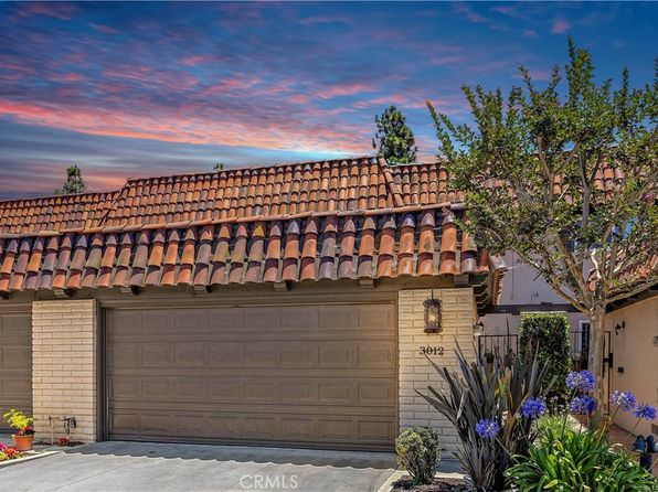 3012 Club House Cir, Costa Mesa, CA