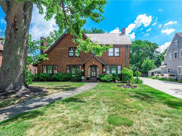 2835 Southington Rd, Shaker Heights, OH