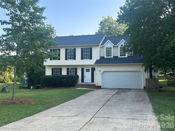 2000 Teresa Jill Dr, Charlotte, NC