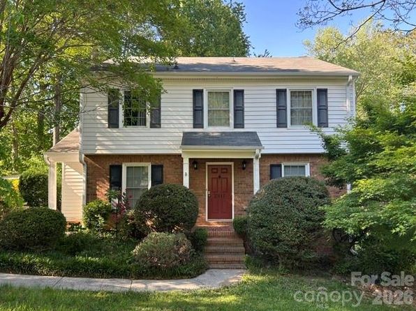 2811 Creekbed Ln, Charlotte, NC